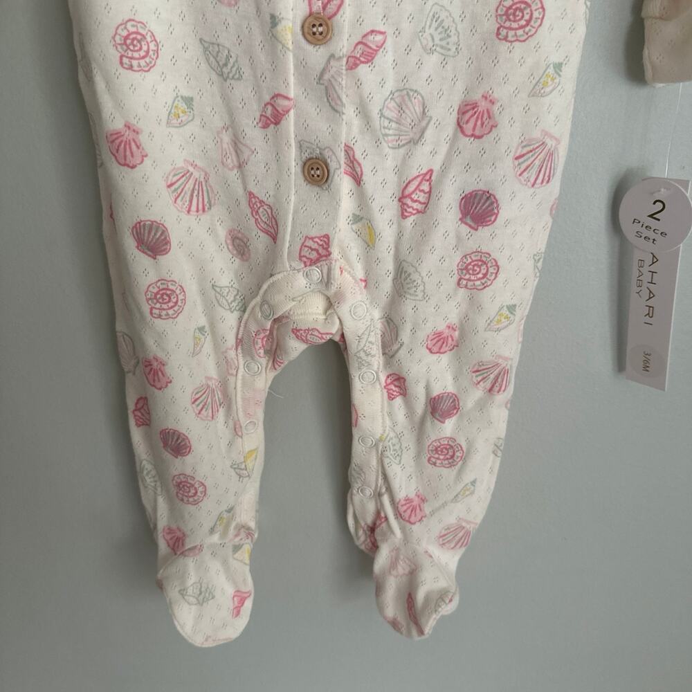 Tahari Baby Girl size 3/6 month cream button up seashell onsie - Picture 4 of 6